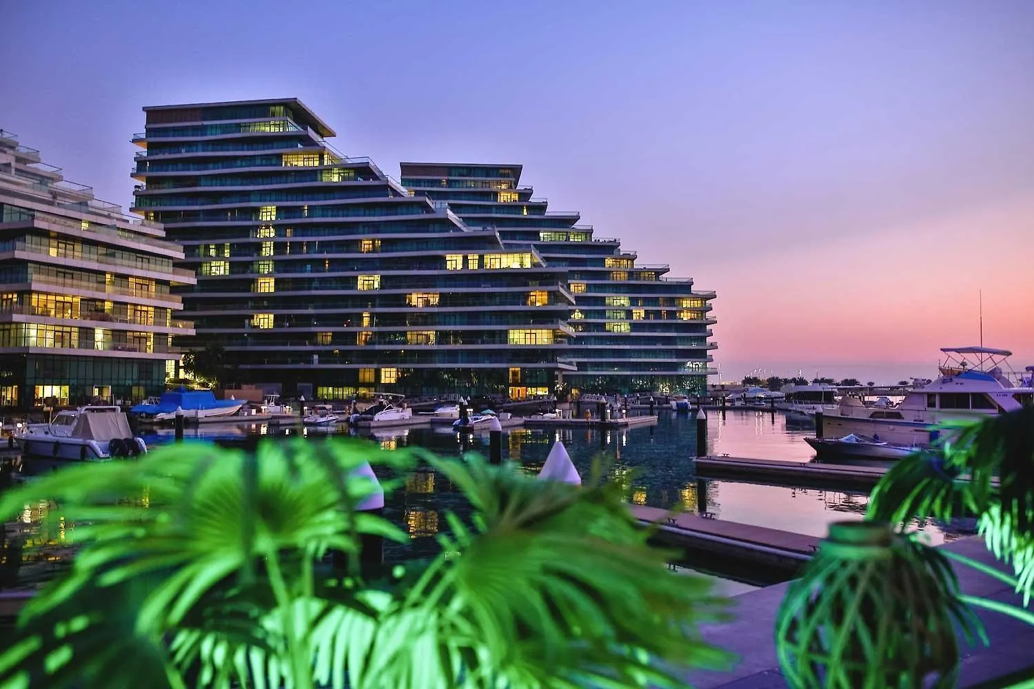 Voyage 5 Star Al Hadeel Sunset Sea View Apartment Abu Dhabi United Arab Emirates