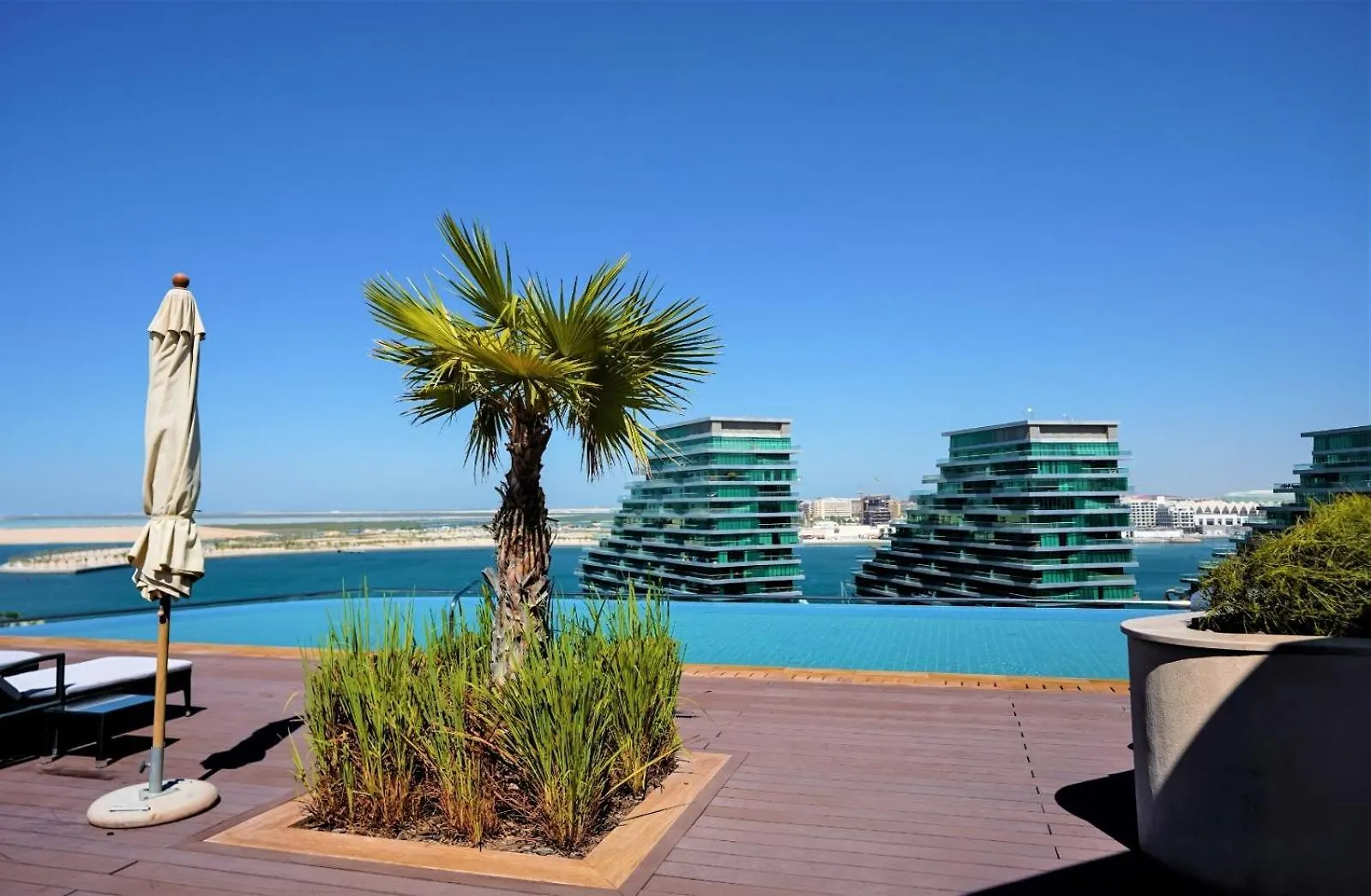 Voyage 5 Star Al Hadeel Sunset Sea View Apartment Abu Dhabi 0*,
