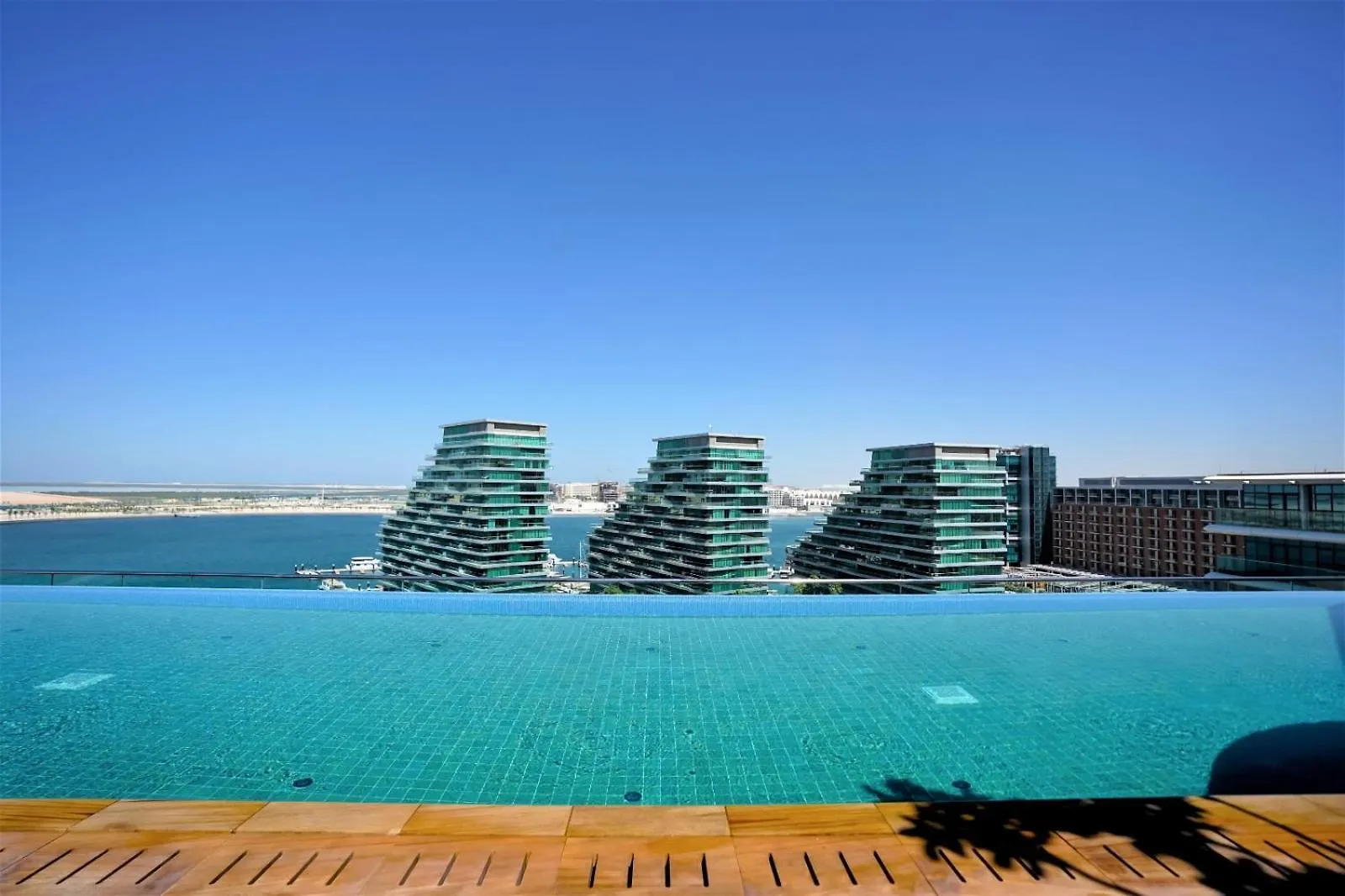 Voyage 5 Star Al Hadeel Sunset Sea View Apartment Abu Dhabi United Arab Emirates
