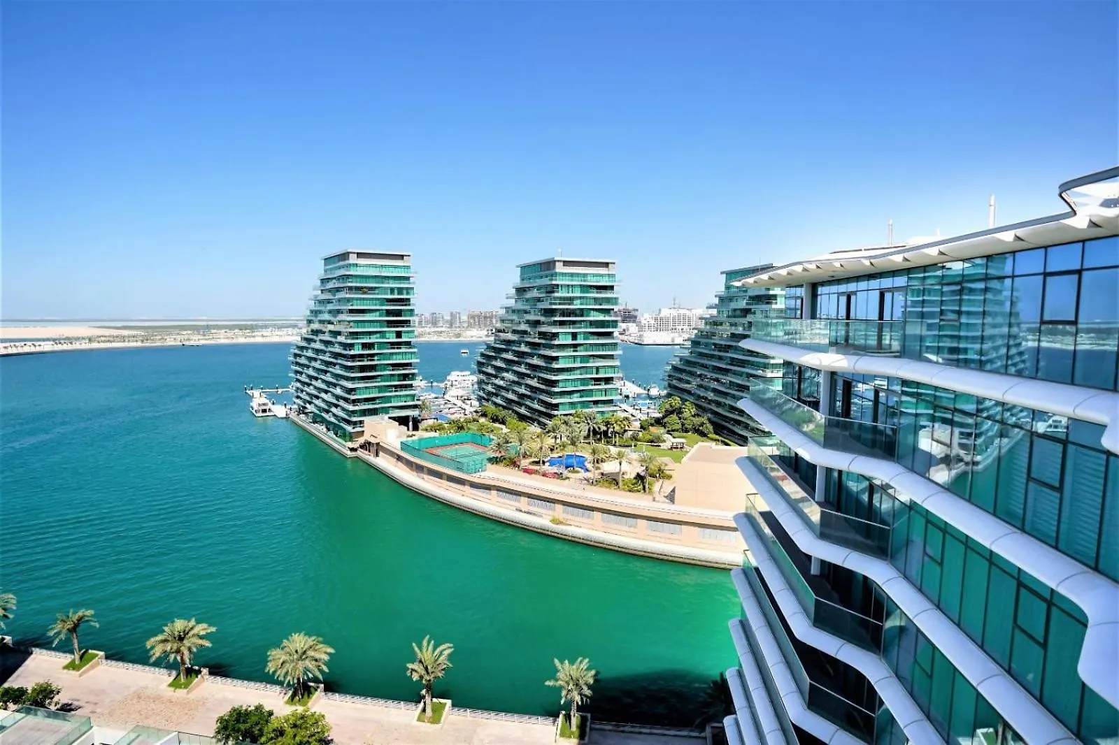 Voyage 5 Star Al Hadeel Sunset Sea View Apartment Abu Dhabi