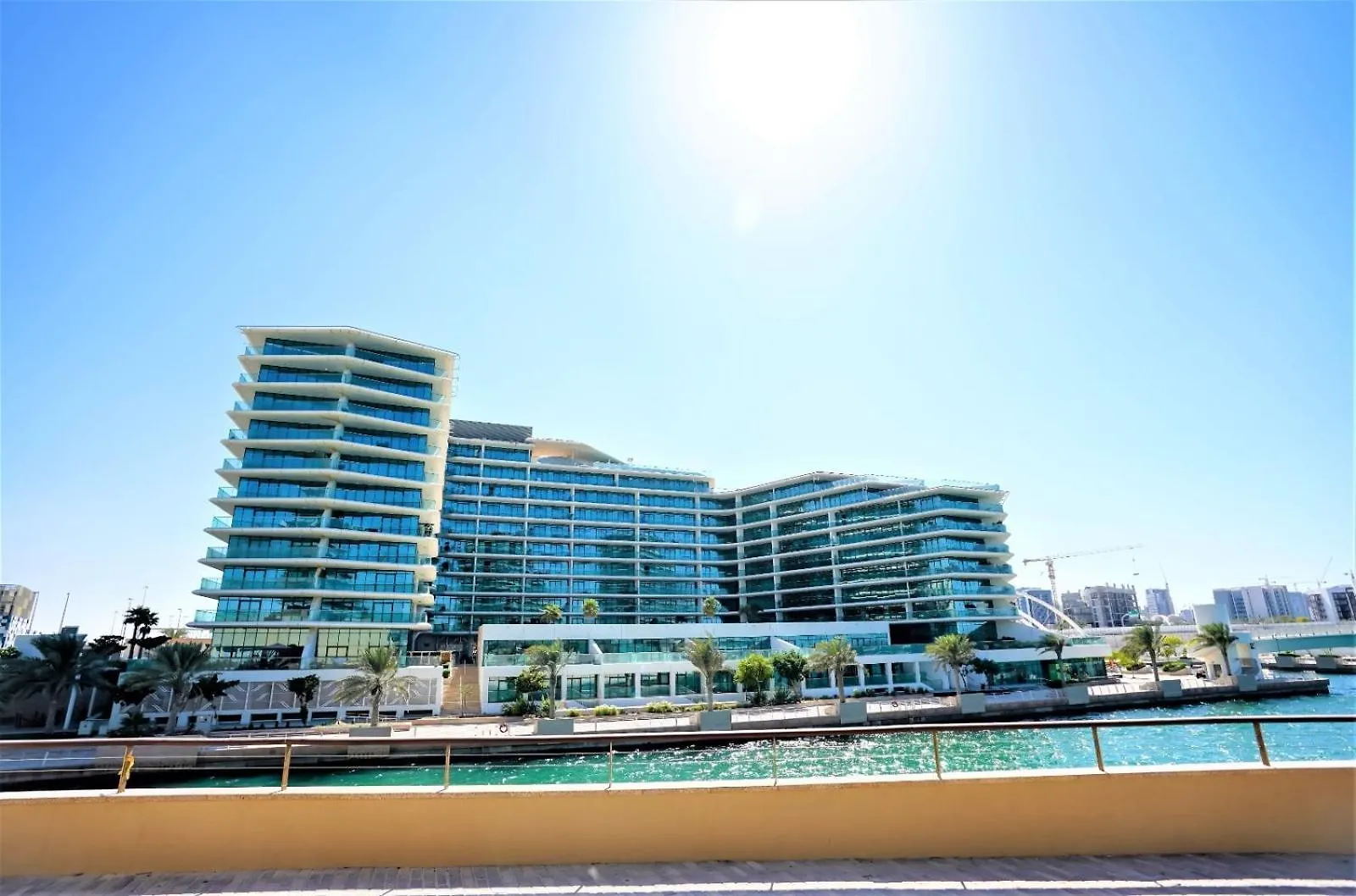 Voyage 5 Star Al Hadeel Sunset Sea View Apartment Abu Dhabi