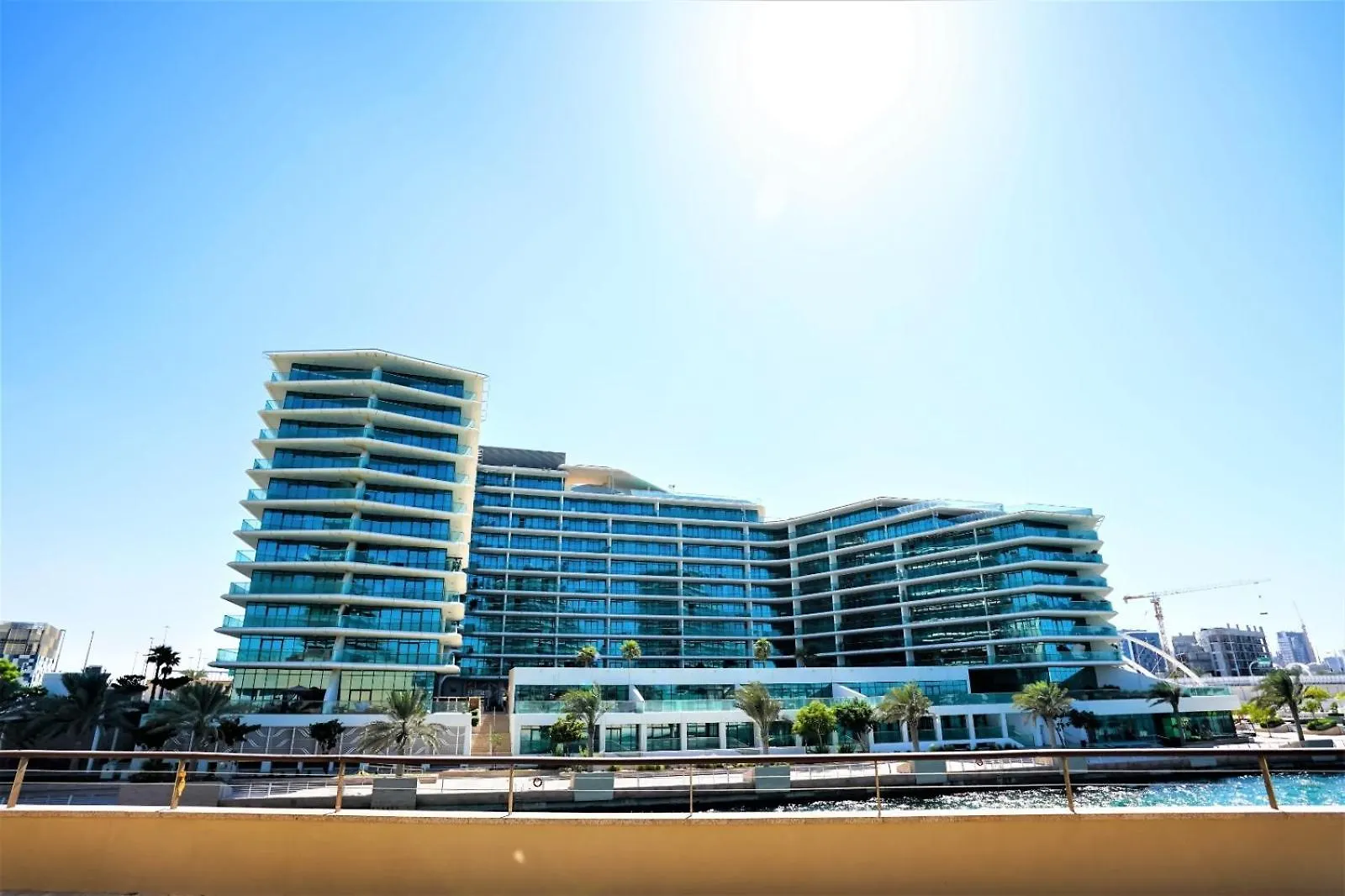 Voyage 5 Star Al Hadeel Sunset Sea View Apartment Abu Dhabi