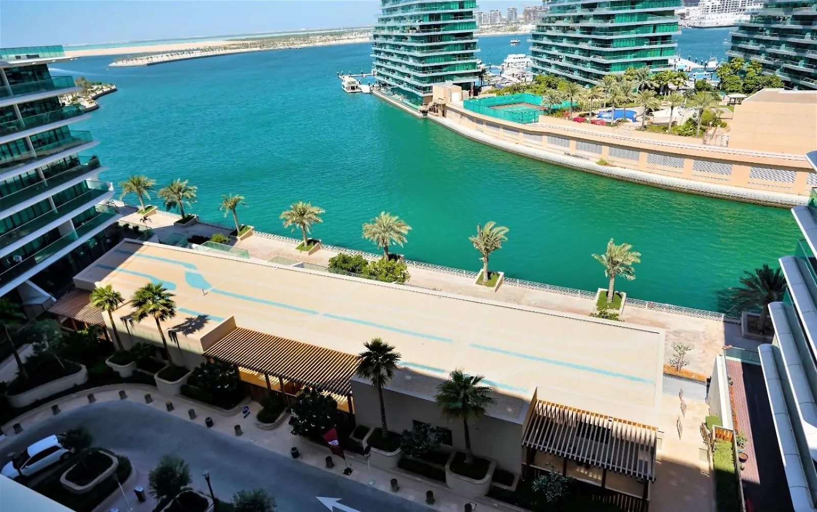 Voyage 5 Star Al Hadeel Sunset Sea View Apartment Abu Dhabi
