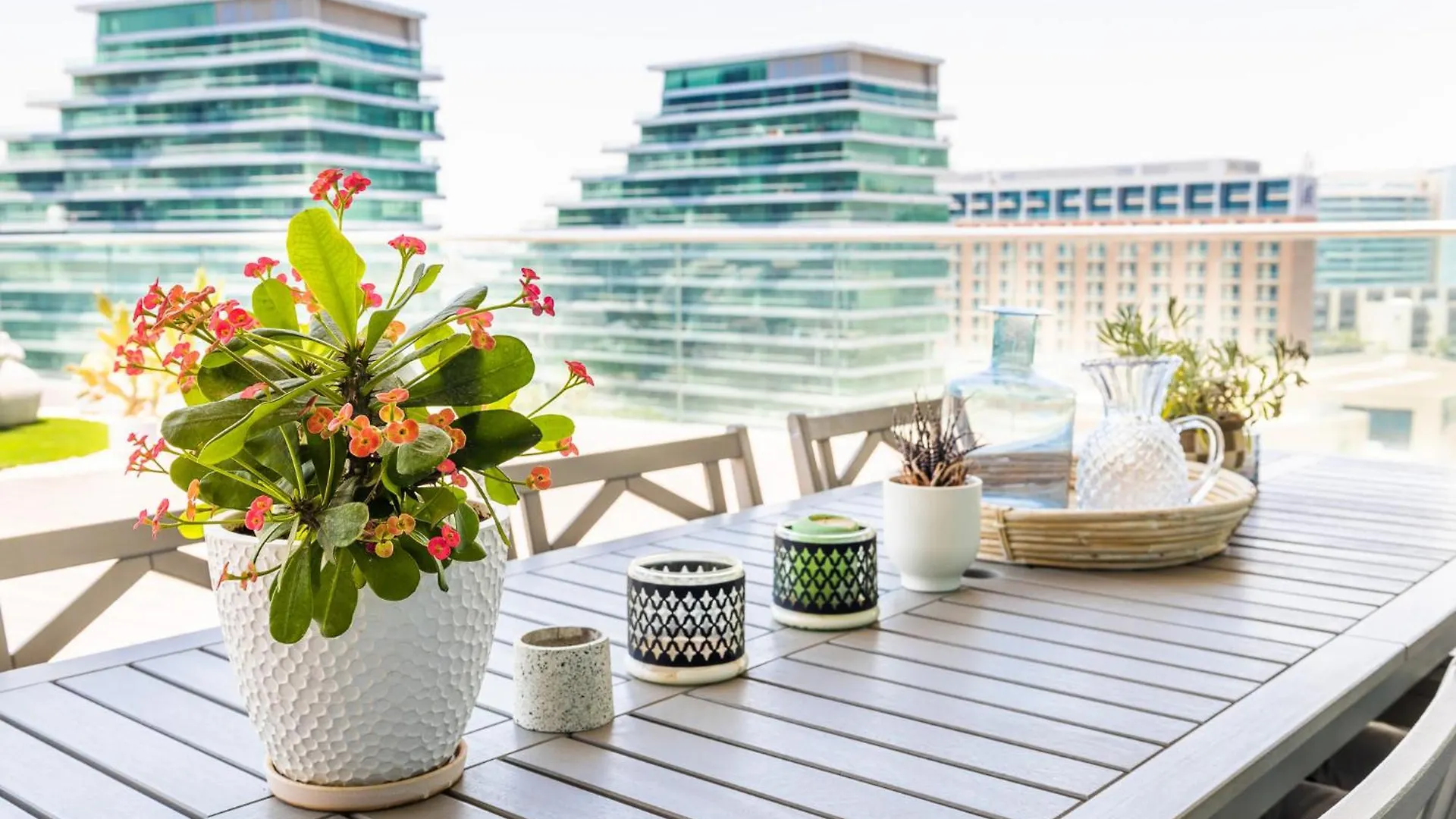 Voyage 5 Star Al Hadeel Sunset Sea View Apartment Abu Dhabi 0*,